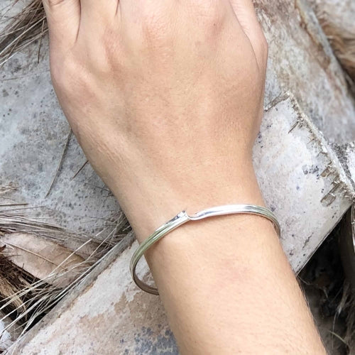 The Ocean Current Wave Cuff